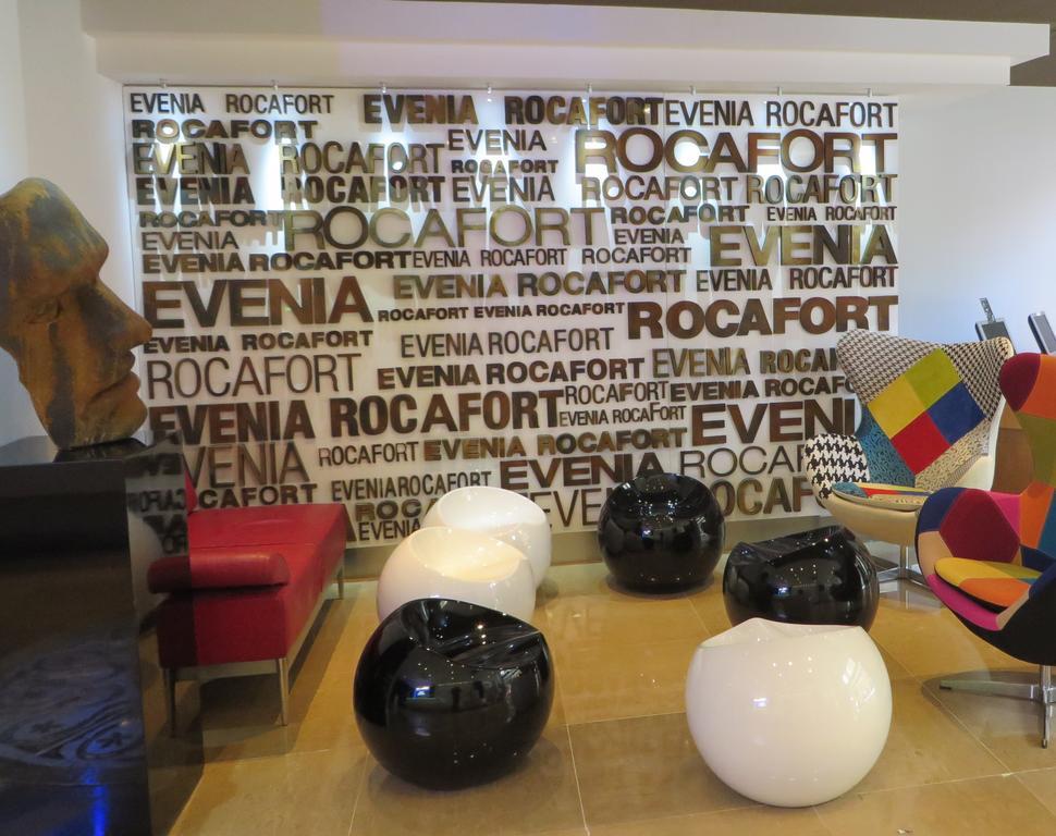 Evenia Rocafort Barcelona Exteriör bild
