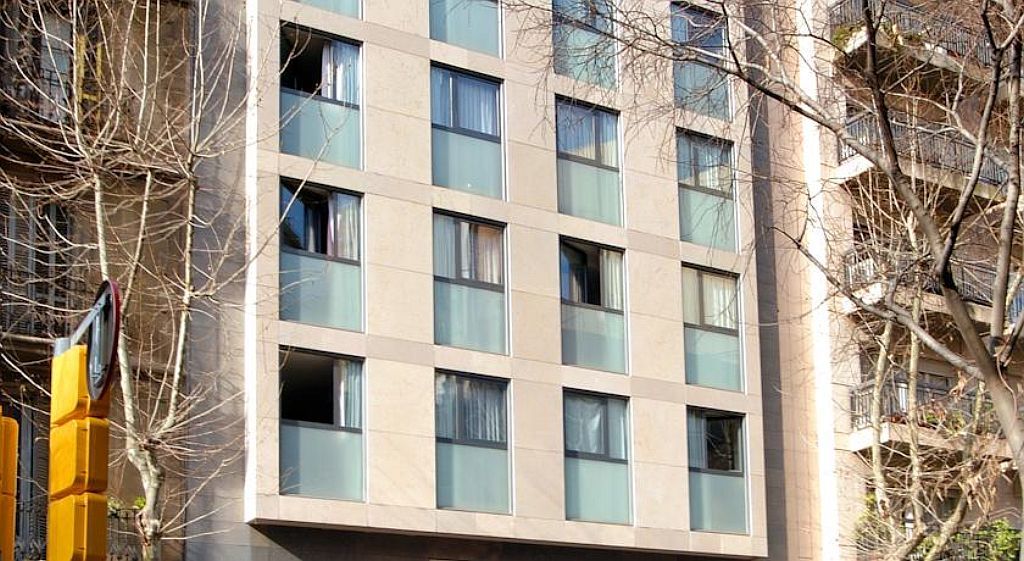 Evenia Rocafort Barcelona Exteriör bild